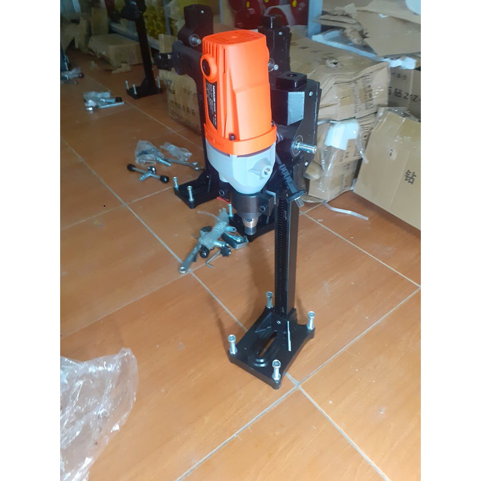 máy khoan rút lõi 6205 giá tốt tặng kèm máy bơm nước mini 12v