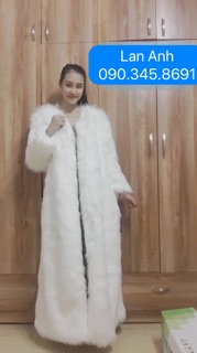 Thảm lông màu trắng