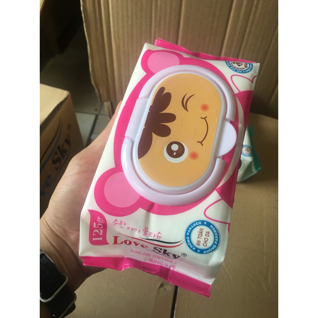 Kết quả hình ảnh cho khăn ướt lovesky