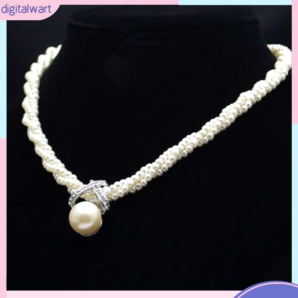 Vòng cổ thiết kế đính ngọc trai nhân tạo sang trọng quý phái dành cho nữ