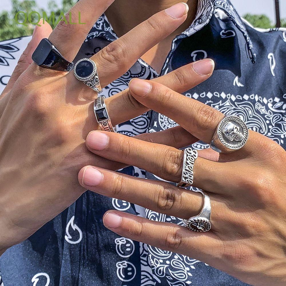 Qqmall set 6 Nhẫn Hình Đầu Lâu Chữ Cái Phong Cách Punk Cổ Điển Cá Tính Sáng Tạo Phong Cách Hàn Quốc Dành Cho Nam