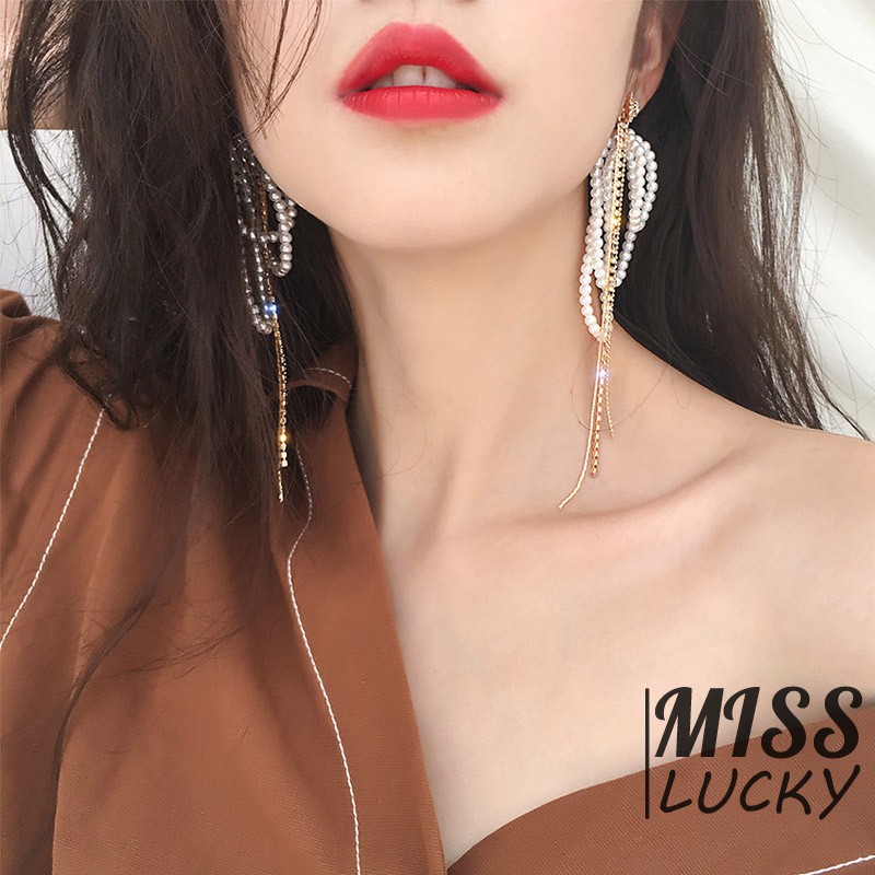 Khuyên tai nữ kiểu dáng thời trang phong cách