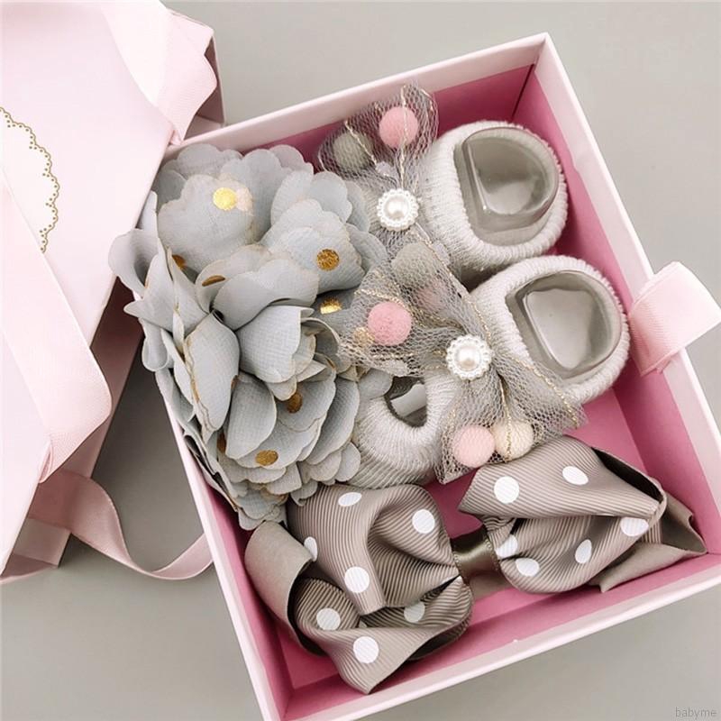 Set 3 Đôi Vớ Xinh Xắn Dành Cho Bé