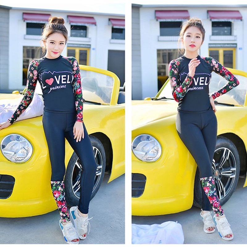 Bộ đồ bơi hai mảnh tay dài in họa tiết hoa dành cho người lớn trẻ em