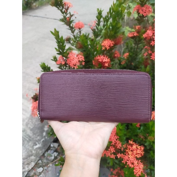 Ví si hiệu LV chuẩn au