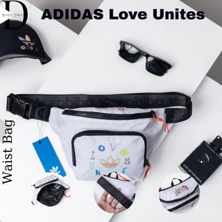 Túi bao tử Adi.das LoveUnited chất liệu sợi tổng hợp chống thấm, 3 ngăn có khoá kéo.Dây đeo dập logo,đầy đủ tem tag VNXK