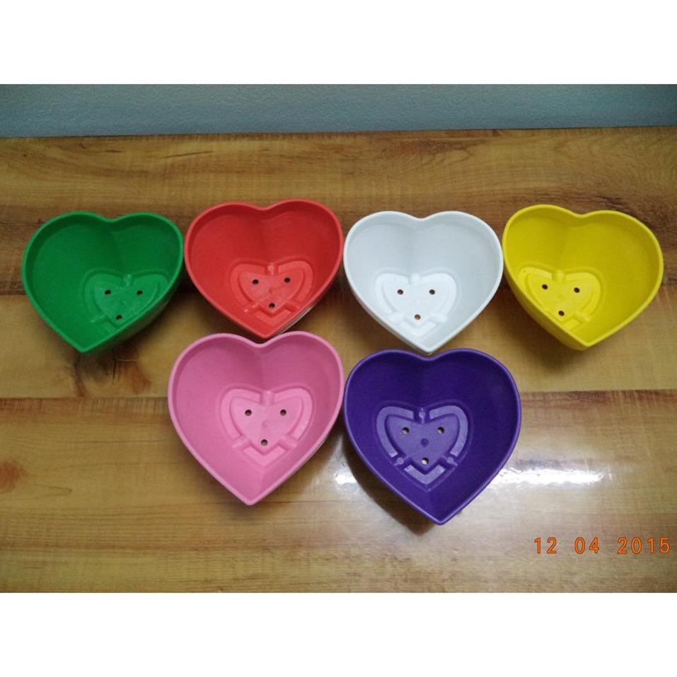 Chậu nhựa hình trái tim, nhiều màu, dày, đẹp