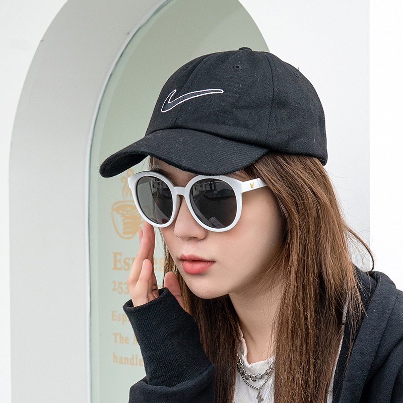 [good price] luxury Korean large V-shaped sunglasses