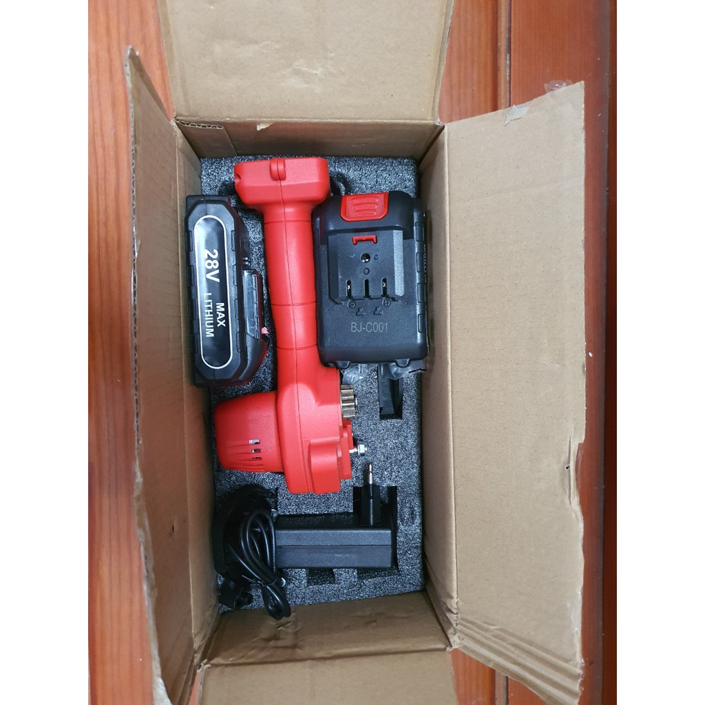 Máy cưa xích chạy pin 36v AOCHUAN, bản 1 và 2 pin