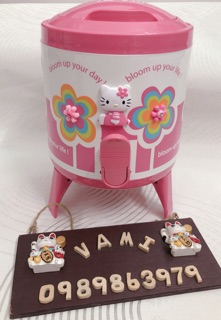 BÌNH ĐỰNG NƯỚC CÓ VÒI HELLO KITTY MOSHI 3L