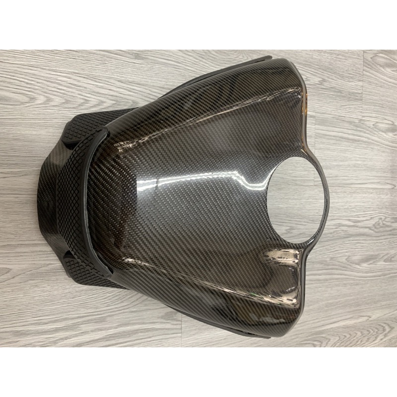 Ốp bình xăng Carbon GP cho yamaha R1 2015 đến 2019