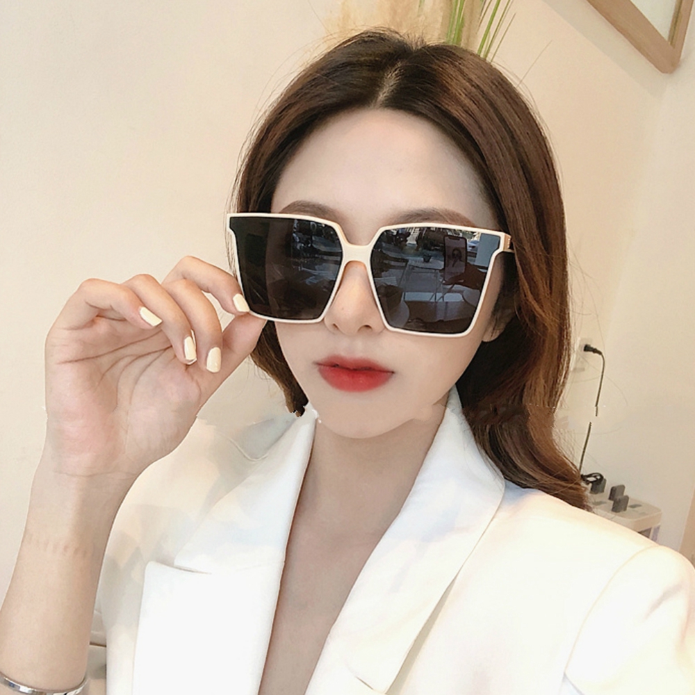 [Mã FAMAYFA giảm 10K đơn 50K] Ladies retro fashion beautiful simple sunglasses 1pc | BigBuy360 - bigbuy360.vn
