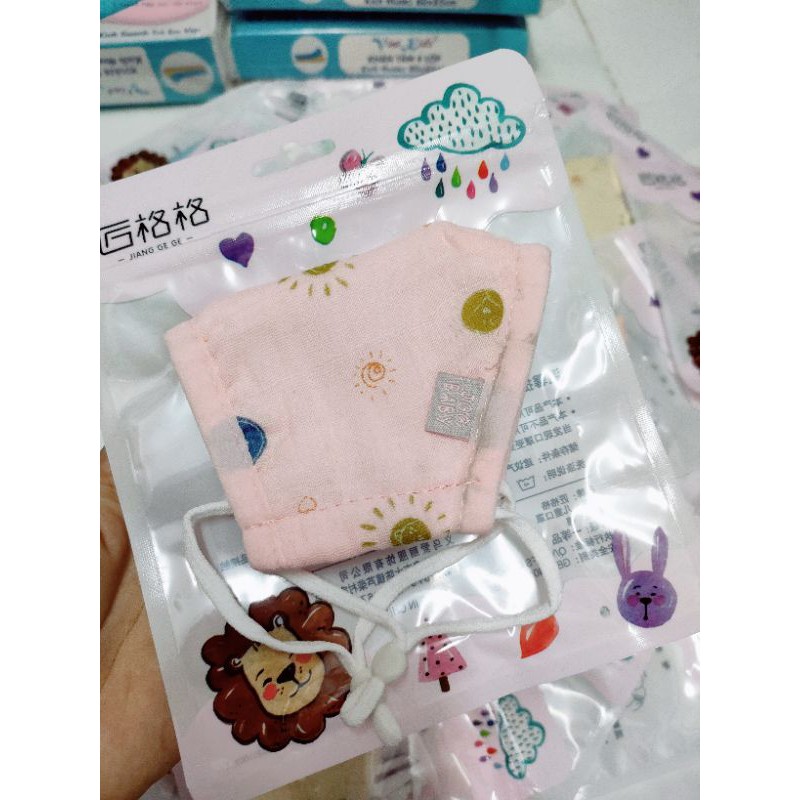 Khẩu trang vải cotton 3 lớp quai rút cho bé 0-4 tuổi