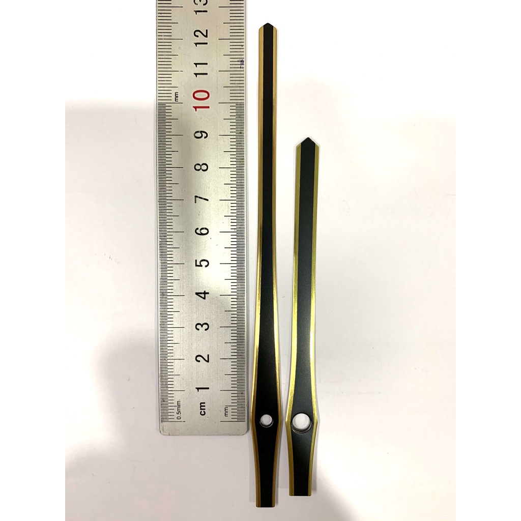 Bộ kim mã K12 và máy đồng hồ kim trôi hiệu DQ-S518