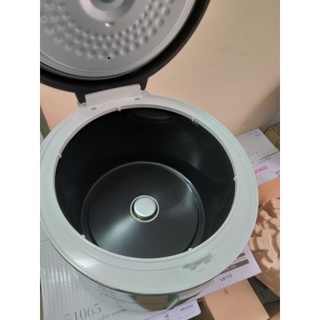Nồi cơm điện CUCKOO CR 1065