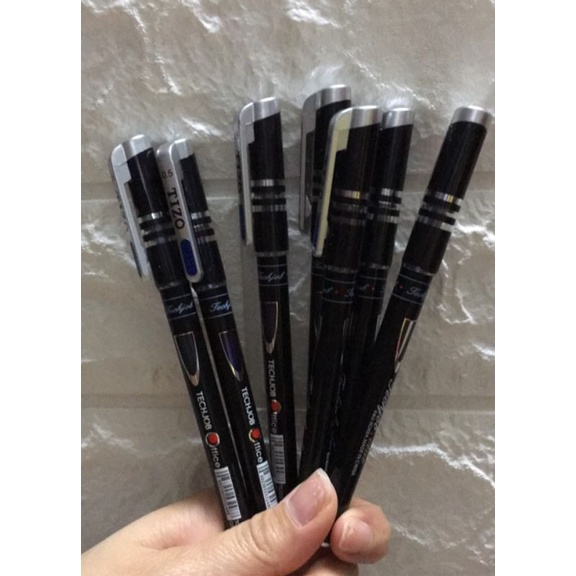 Sét 1 hộp bút nước ti rô( 12 cây)