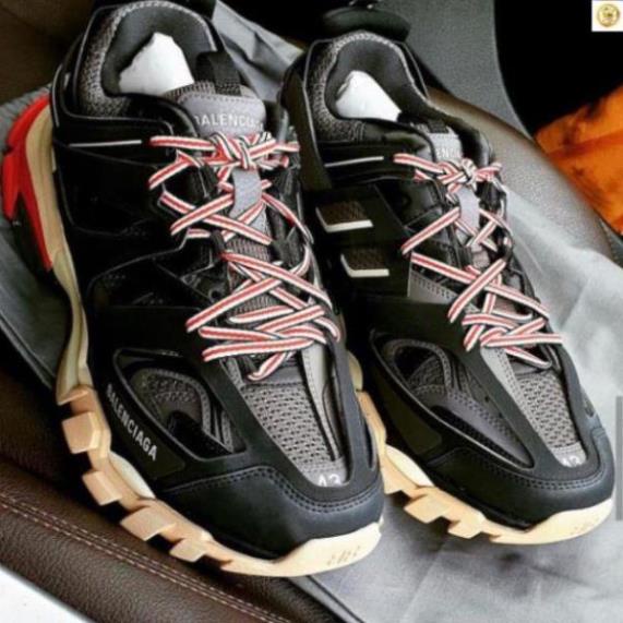 𝐂ự𝐜 𝐑ẻ | | HOT (SẴN :) GIÀY BALENCIAGA TRACK .0 CÓ ĐÈN LED Có Sẵn : ' $ . )