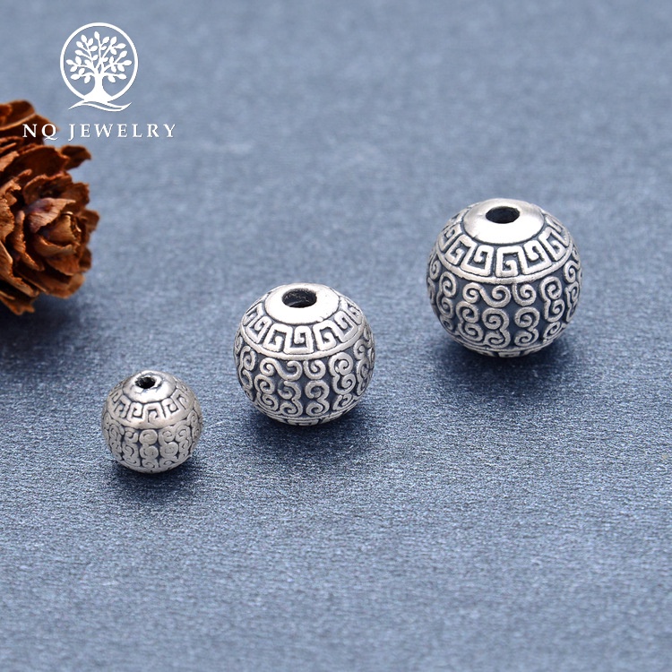 Charm bạc tròn họa tiết hoa văn - NQ Jewelry