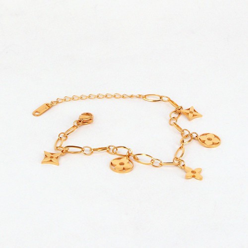 Lắc Tay Hoa Văn Titan Ko Đen TT 3237