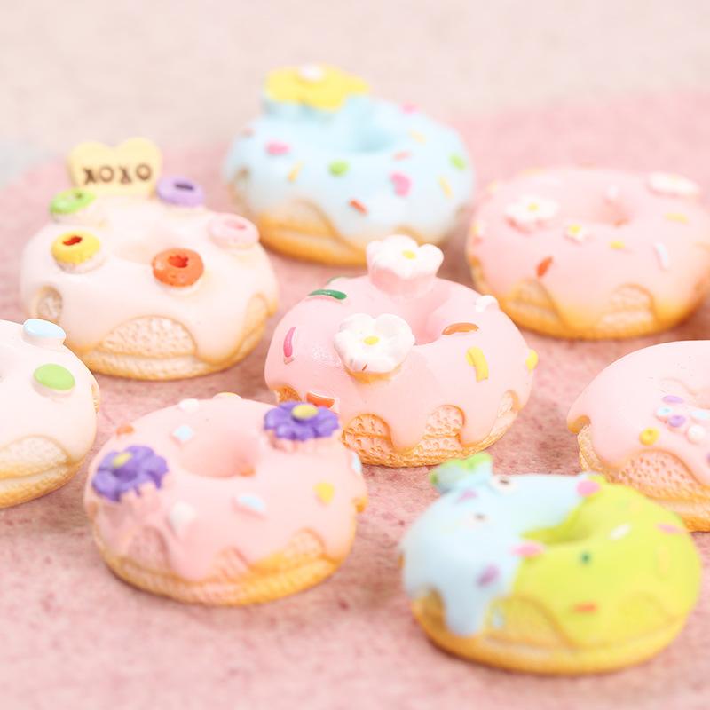 Mô hình bánh donut cute hoạt hình trang trí nhà búp bê [1 cái ngẫu nhiên]