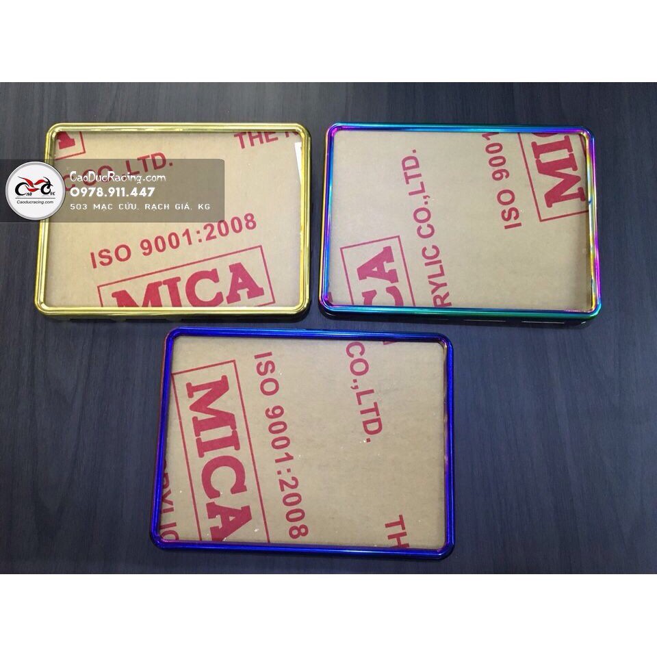 Khung biển số loại 1 Titan - vàng - 7 màu - Full bộ cả mica và viền màu | BigBuy360 - bigbuy360.vn