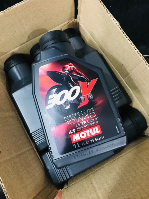 NHỚT MOTUL 300v tem 3 lớp