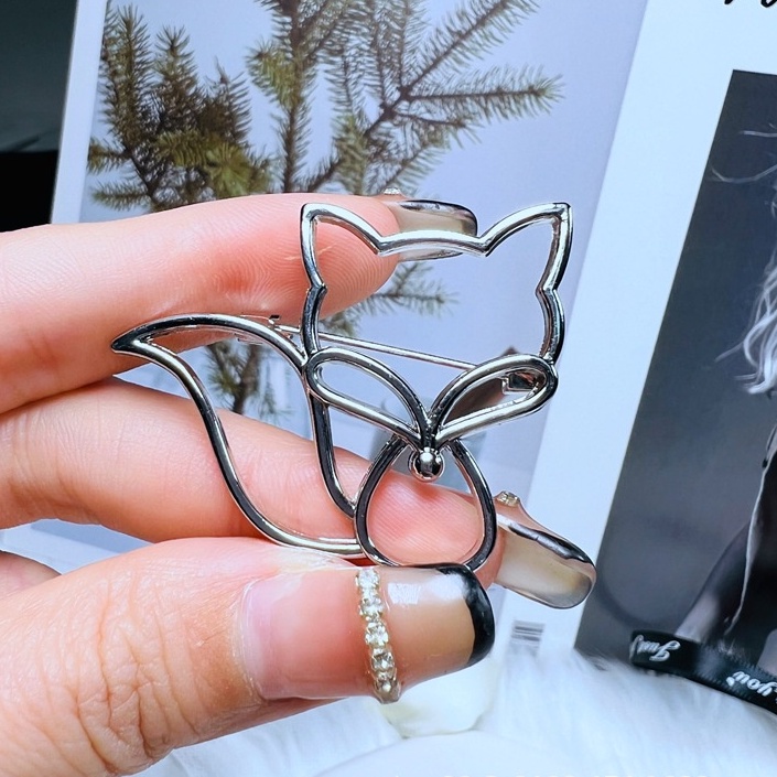 Trâm Cài Áo Hình Con Cáo Thời Trang Cho Nữ