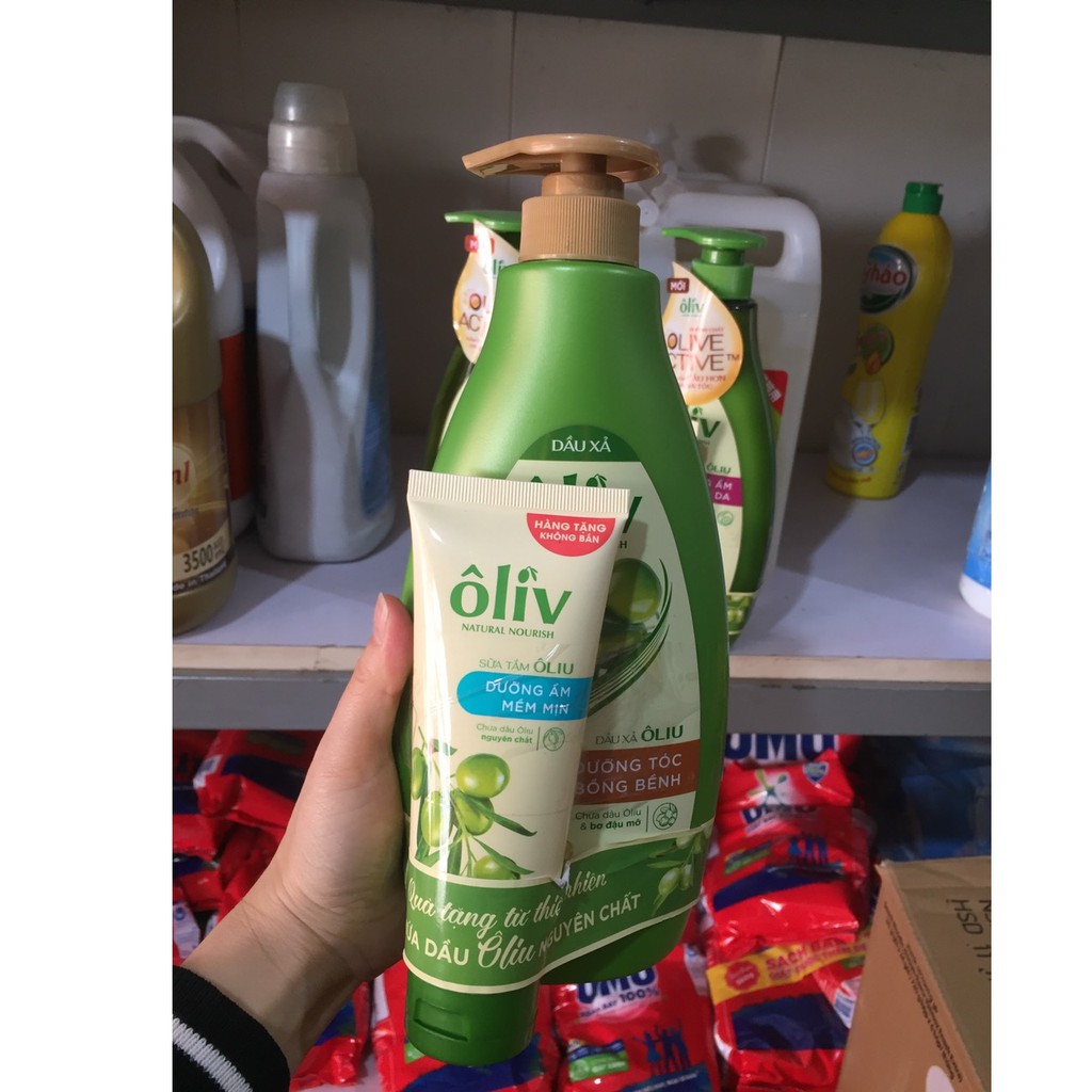 Dầu gội và Sữa Tắm từ thiên nhiên Oliv chai 650ml( Rất thơm)