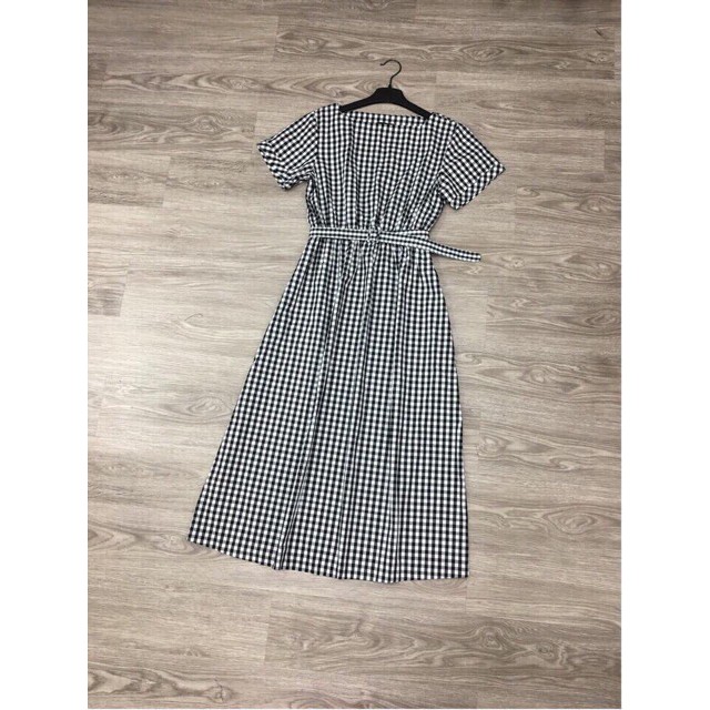 Đầm caro form dài kèm belt
