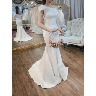 Váy cưới thiết kế