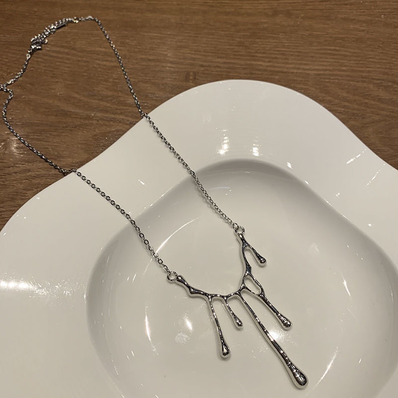 Dây Chuyền Đá Nham Thạch Hình Giọt Nước Phong Cách Thời Trang Mới 2022