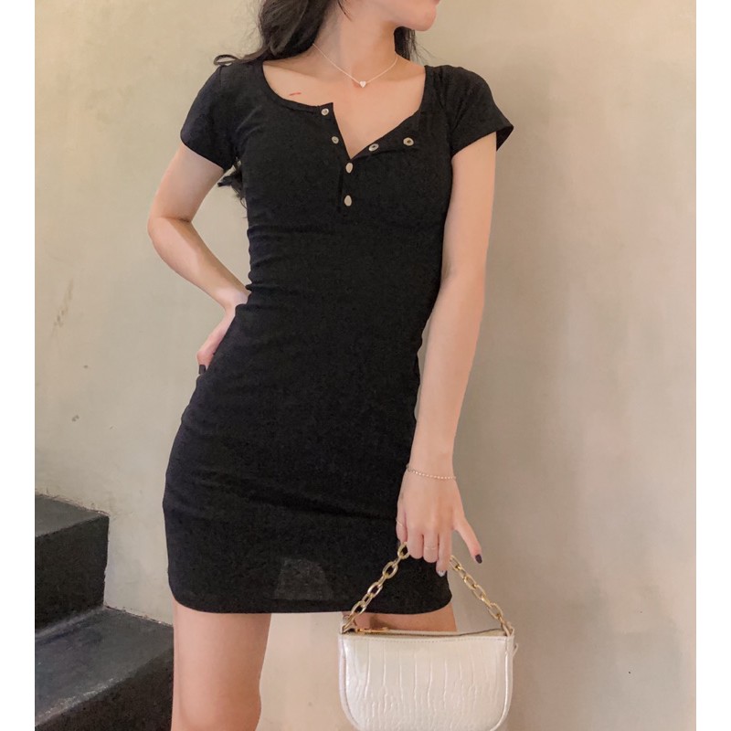 Đầm ôm sexy có nút cổ U🍓Hình thật📷đầm ôm dạo phố mặc 2 kiểu sexy và cổ U | BigBuy360 - bigbuy360.vn