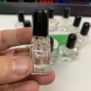 Keo dán mí lưới chai 5ml
