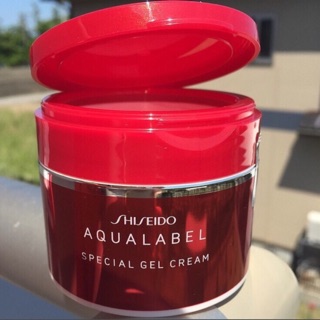 Kem dưỡng da ban đêm Shiseido Aqualabel Special Gel Cream