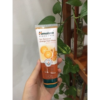 Sữa rửa mặt sáng da himalaya