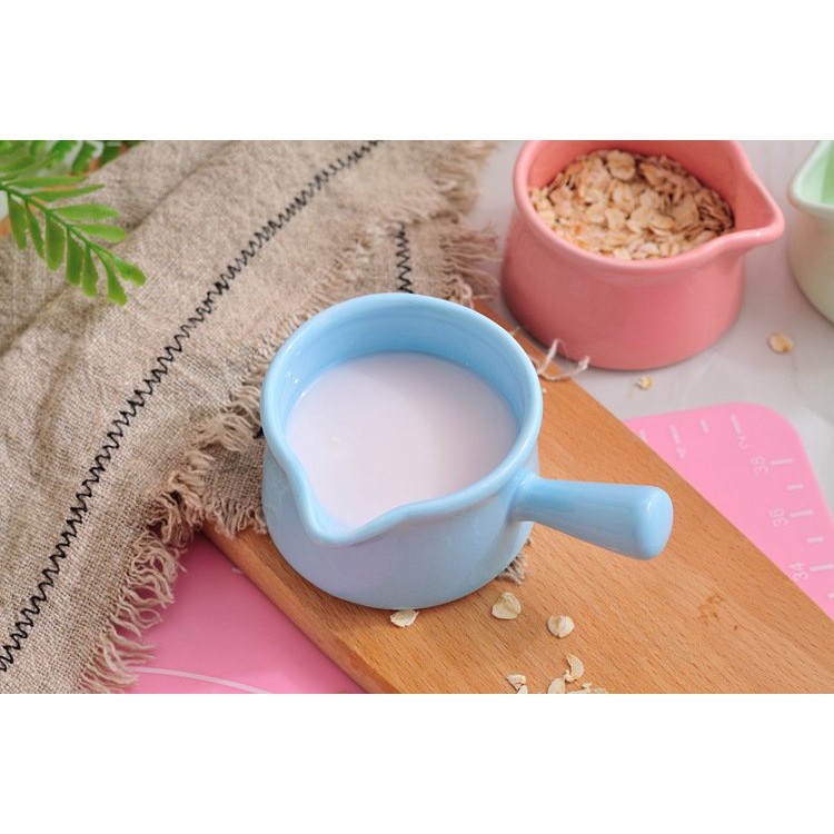 Bát sứ ăn dặm hình gáo rót đáy bằng 50ml - Nhiều màu