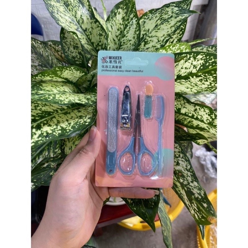 Set 5 Món Kéo, Bấm Móng ,Dũa Tiện Lợi Bộ 5 Dao Kéo Tỉa Lông Mày, Tóc Mái