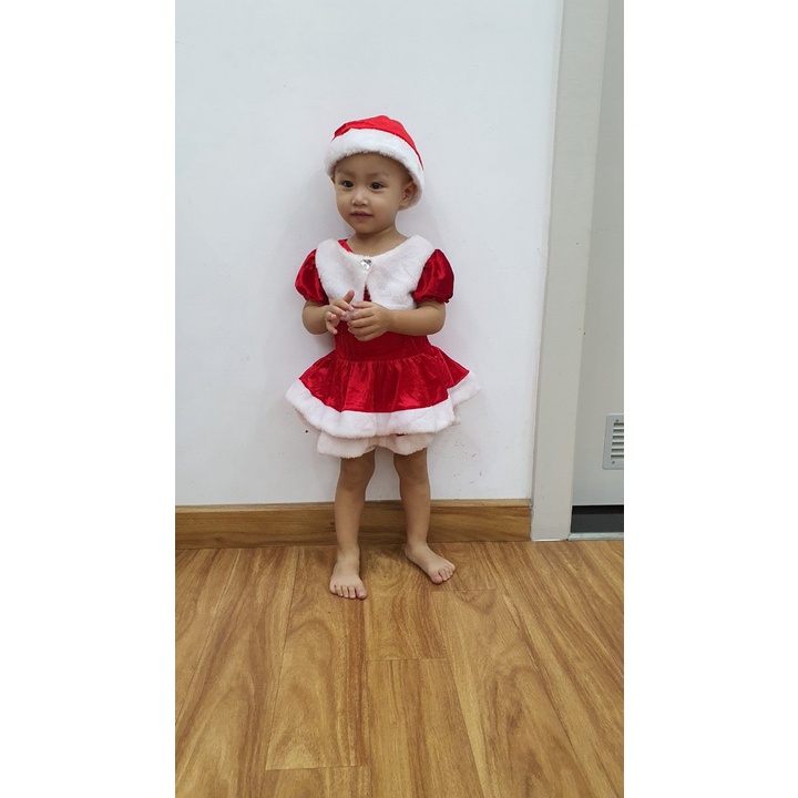 Bộ Váy Noel Cho Bé Gái Vải Nhung