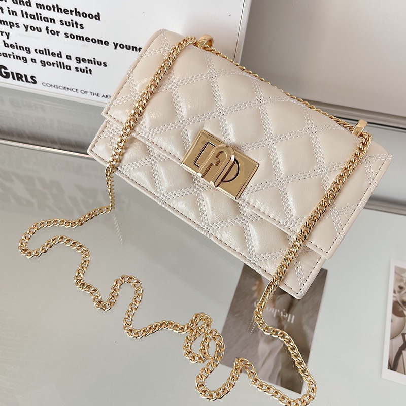 Túi đeo chéo IELGY kẻ hình thoi có khoá cài dây mắt xích phong cách Hàn Quốc cho nữ