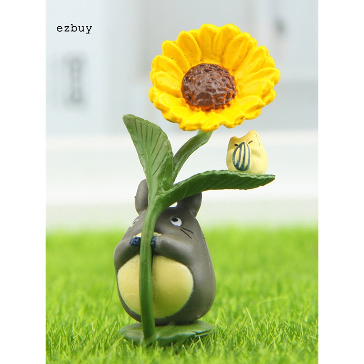 Mô hình nhân vật Totoro cầm hoa hướng dương trong anime Ghibli mini sáng tạo trang trí nội thất