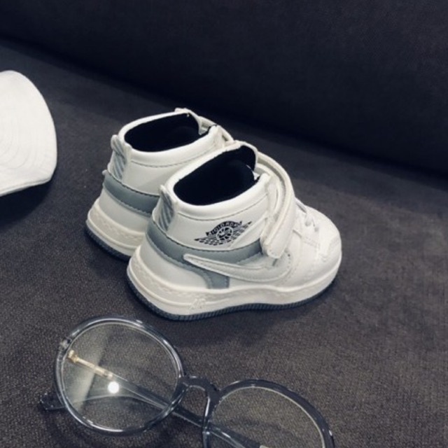 GIÀY BÉ TRAI BÉ GÁI , GIÀY SNEAKER CHO BÉ ,GIÀY TRẺ EM JD TRẮNG GHI