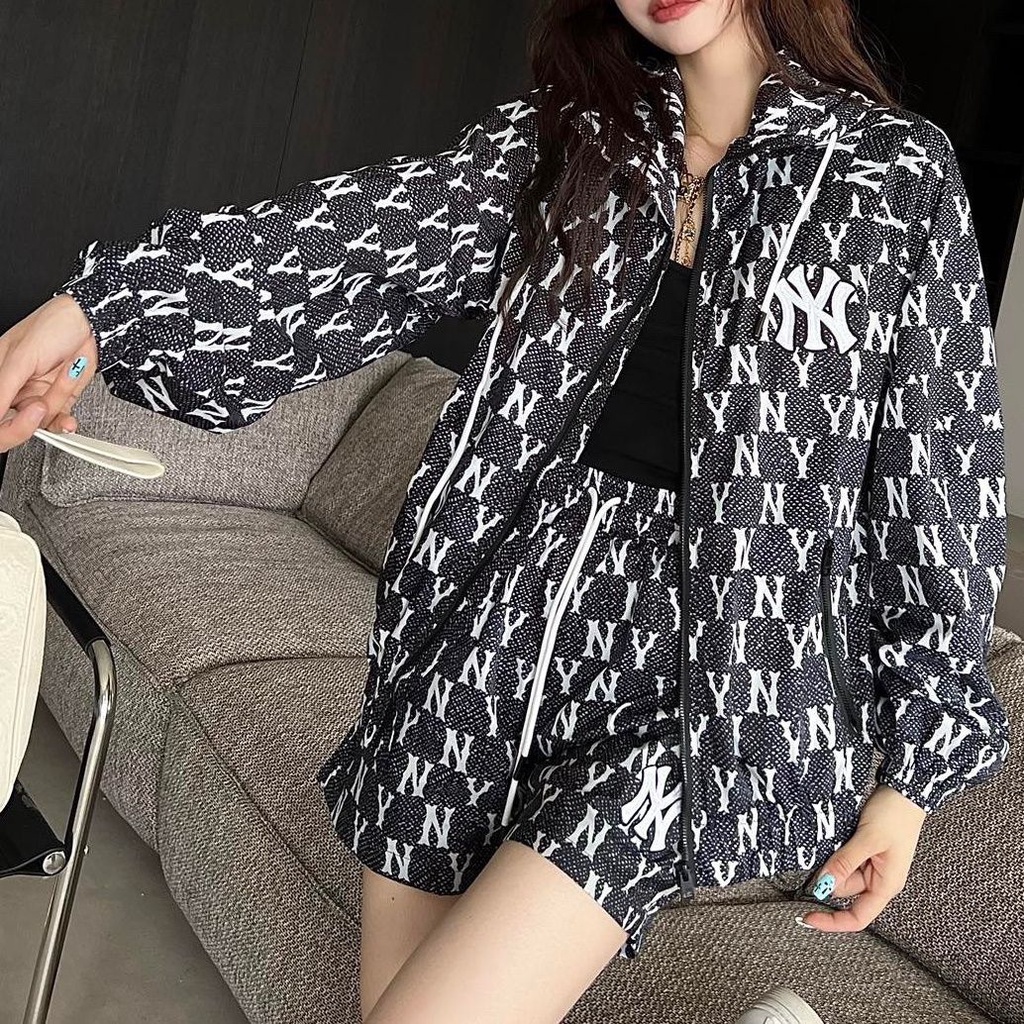 Bộ Áo Khoác Có Nón + Quần Short Dáng Rộng Che Nắng Thời Trang Mùa Hè Phong Cách New Starflower 2022 22 Xu Jiaqi Cho Nữ