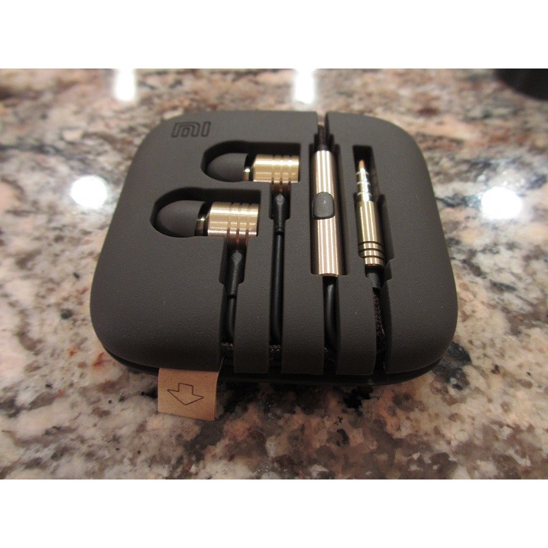 Tai Nghe Kiểu Dáng Mi Hộp Meka - Tai Nghe Xiaomi Nhét Tai - HeadPhone ĐIện thoại có mic