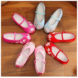Ảnh thật-Giày vải thêu hoa cho bé gái và mẹ. Hàng đặt trước 10 ngày. Kid shoes