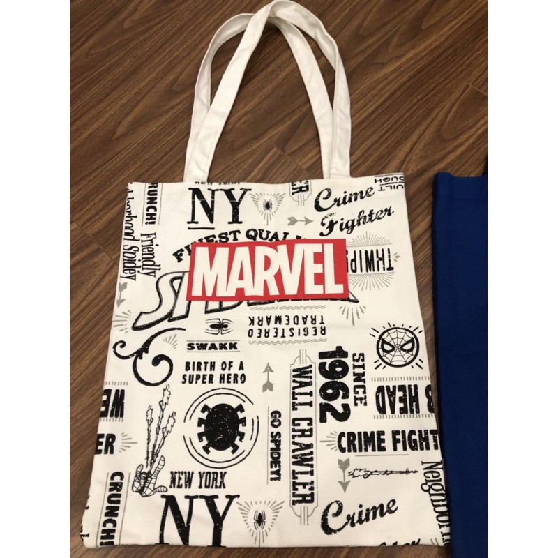Túi tote bag miniso x marvel