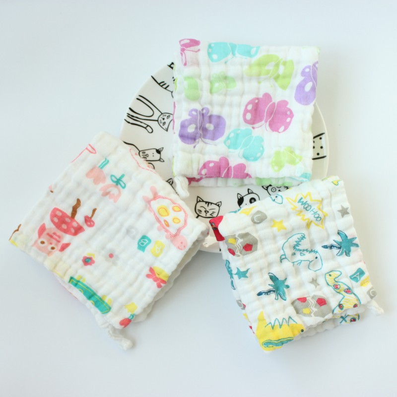 Set 3 yếm ăn dặm xinh xắn cho bé