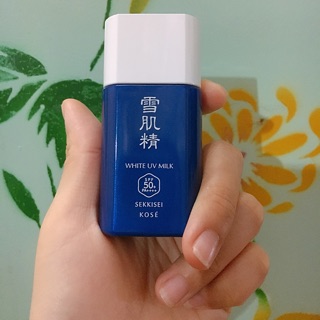 Kem chống nắng kose milk dành cho da mụn