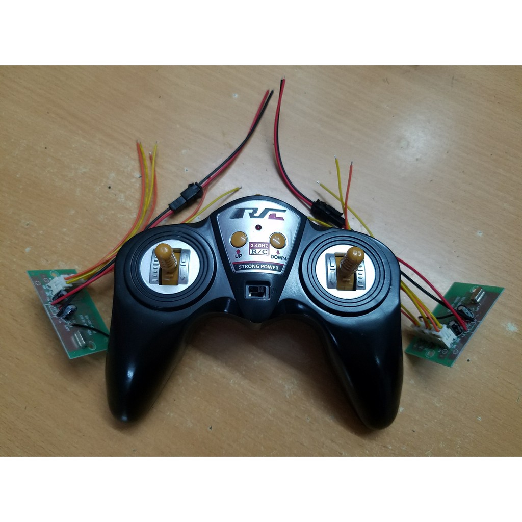 Xuongpinoto Bộ mạch thu phát 6 kênh sử dụng 3 động cơ chế xe công trình ô tô điều khiển,hàng mới 100%