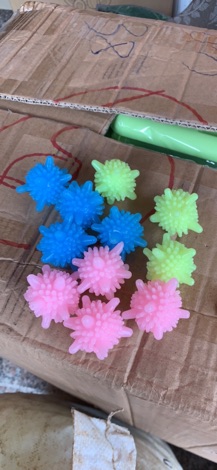Combo 10 quả cầu gai hỗ trợ giặt sạch và làm phẳng quần áo trong máy giặt