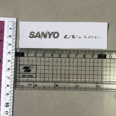 2 tem dán mặt lạnh điều hòa Sanyo chữ trắng
